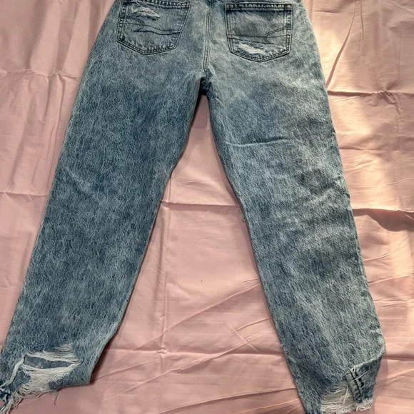 Distressed Blue Jeans - Picture 2 of 3